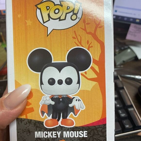 Disney Halloween Funko POP Vinyl Figure Spooky Mickey - Picture 8 of 10